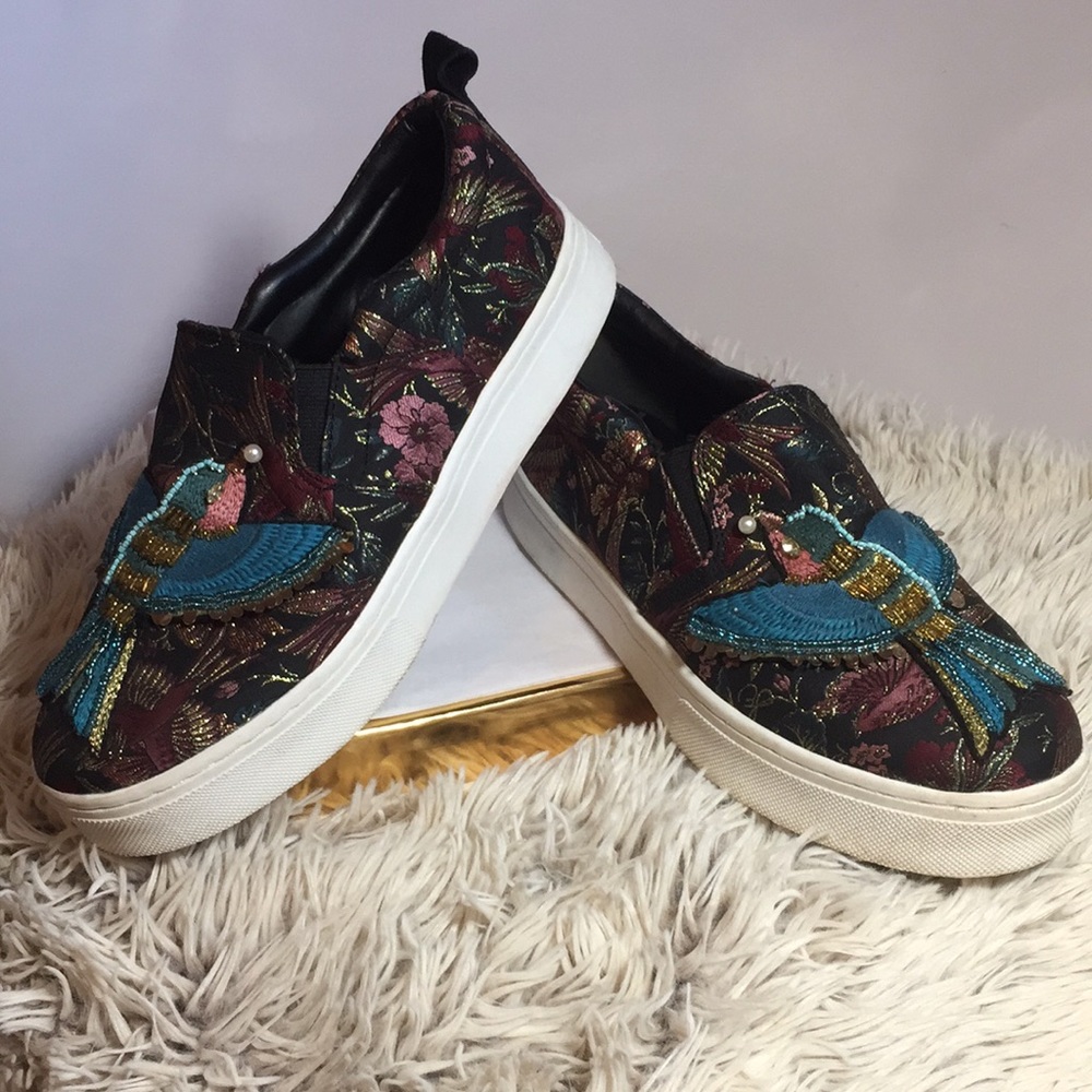Sam Edelman embroider “platform” slip on sneakers